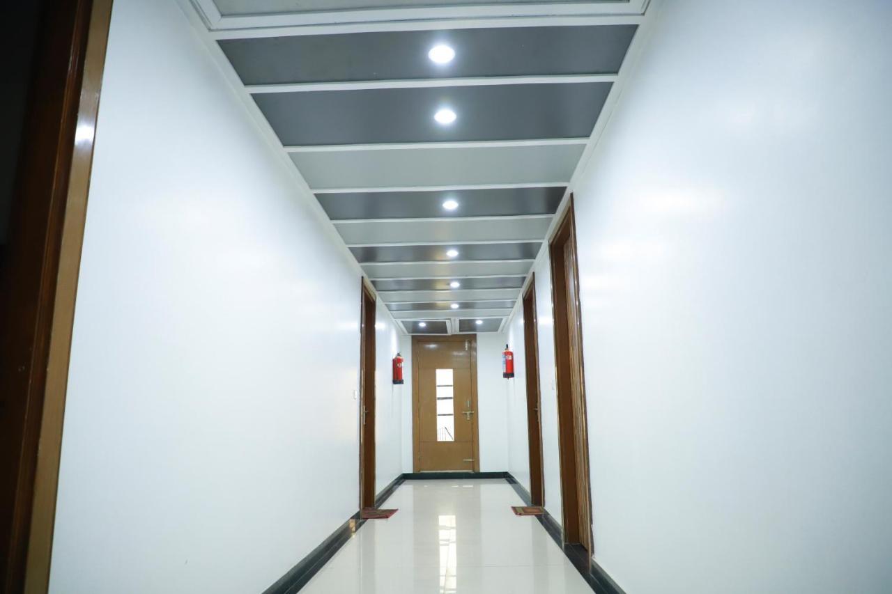 Hotel Parth Inn Ghaziabad Exterior photo