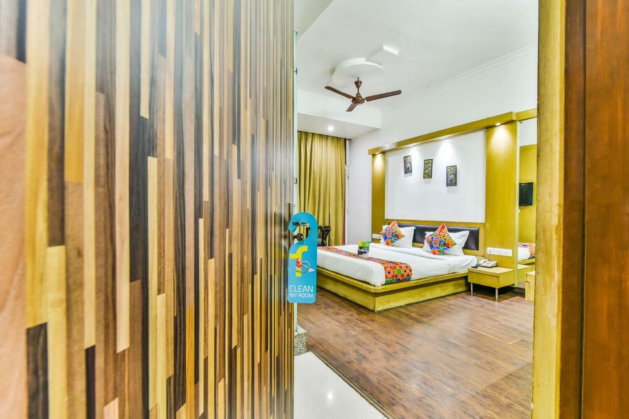 Hotel Parth Inn Ghaziabad Exterior photo