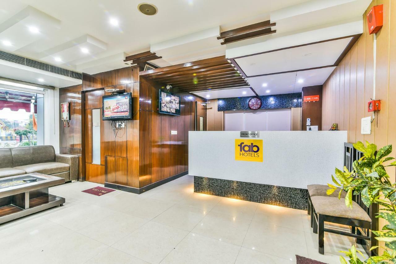 Hotel Parth Inn Ghaziabad Exterior photo