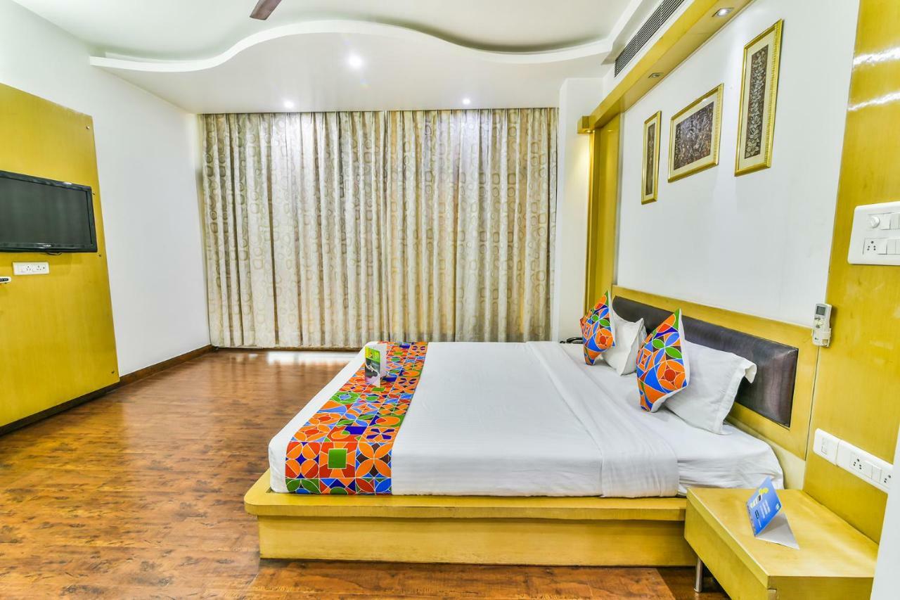 Hotel Parth Inn Ghaziabad Exterior photo