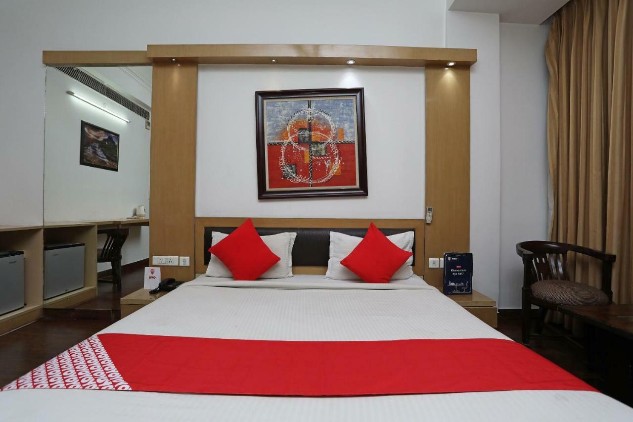 Hotel Parth Inn Ghaziabad Exterior photo